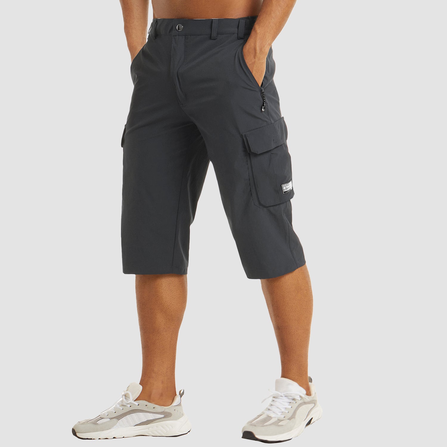 Men's cargo shorts - knee-length