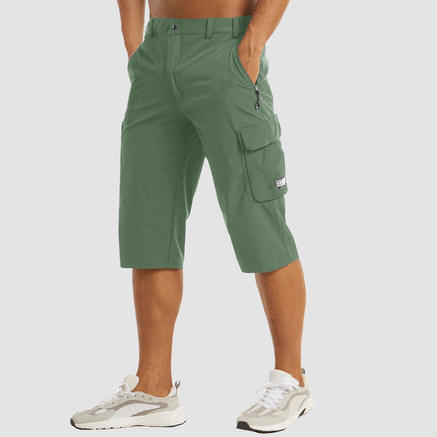 Men's cargo shorts - knee-length