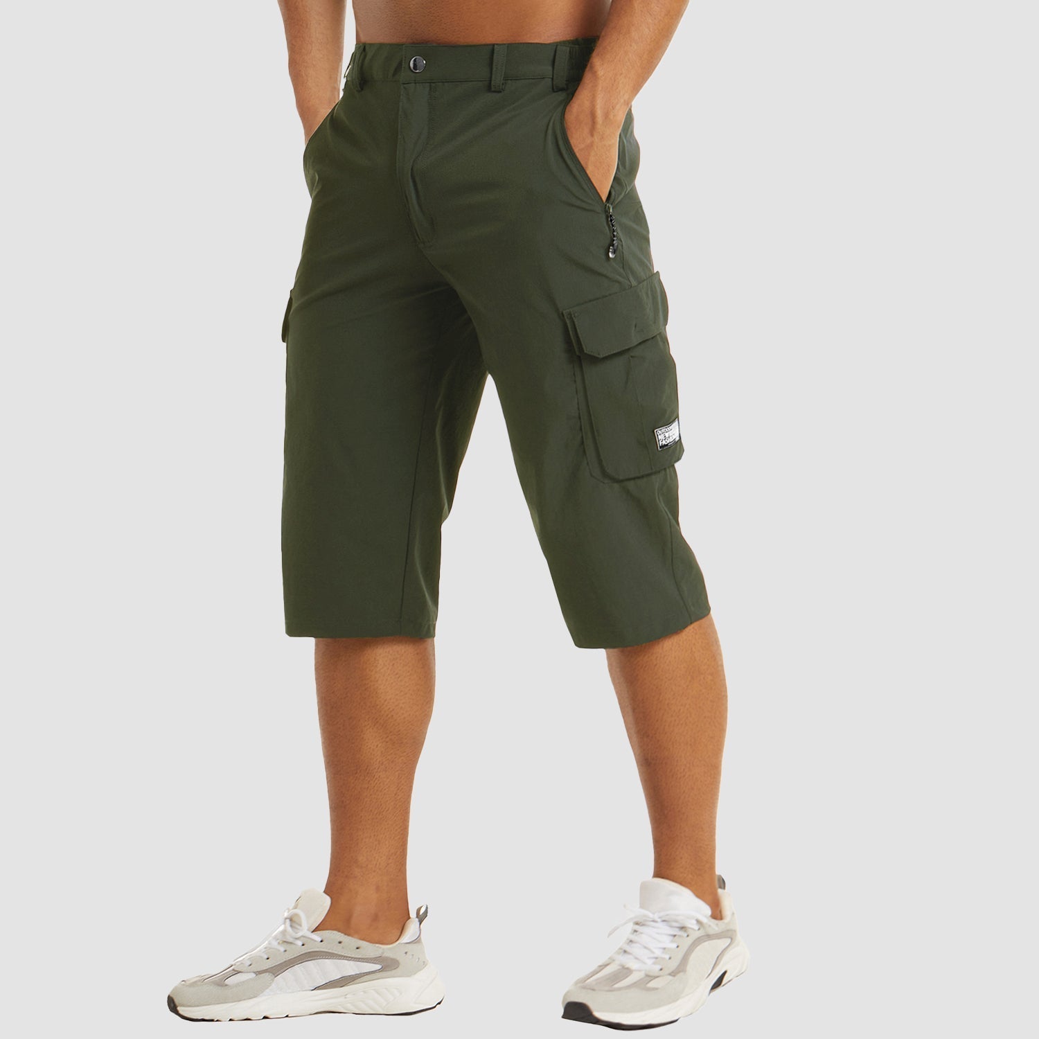 Men's cargo shorts - knee-length